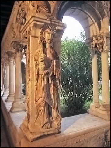 fr1035.jpg